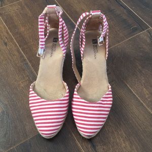 White Mountain Wedge Espadrille shoes
